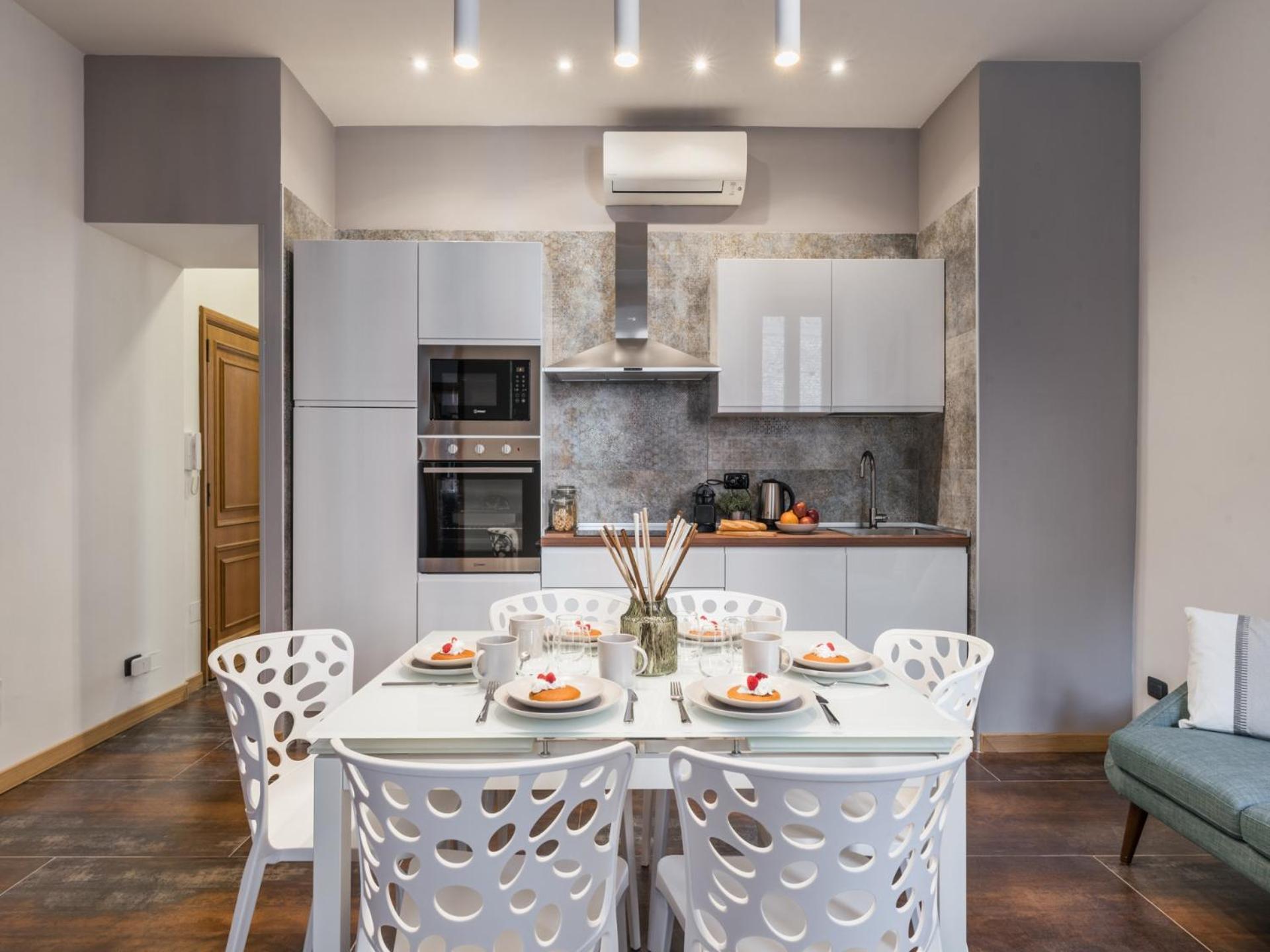 The Best Rent - Four-Room Apartment A Few Steps From The Trevi Fountain Roma Exterior foto