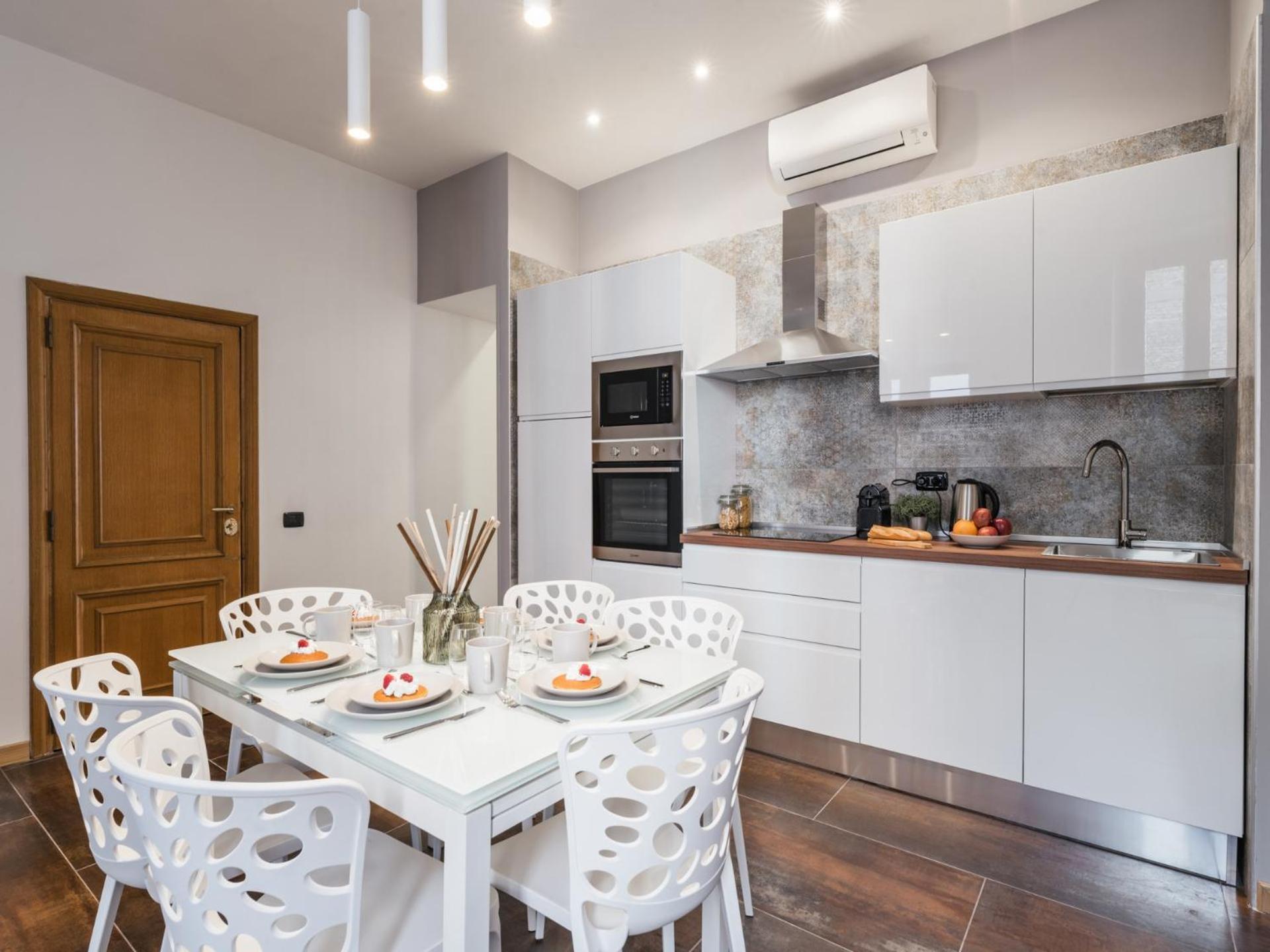 The Best Rent - Four-Room Apartment A Few Steps From The Trevi Fountain Roma Exterior foto